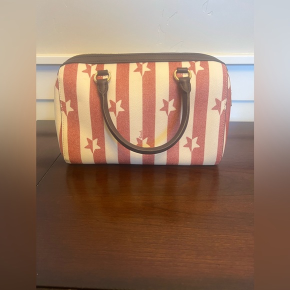 Sold - Picture 5 of 8